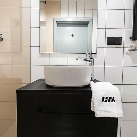 Ruumz Bed & Rest Krakow